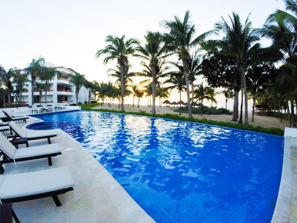 Beachfront Apartment Your Home In Косумель Екстер'єр фото