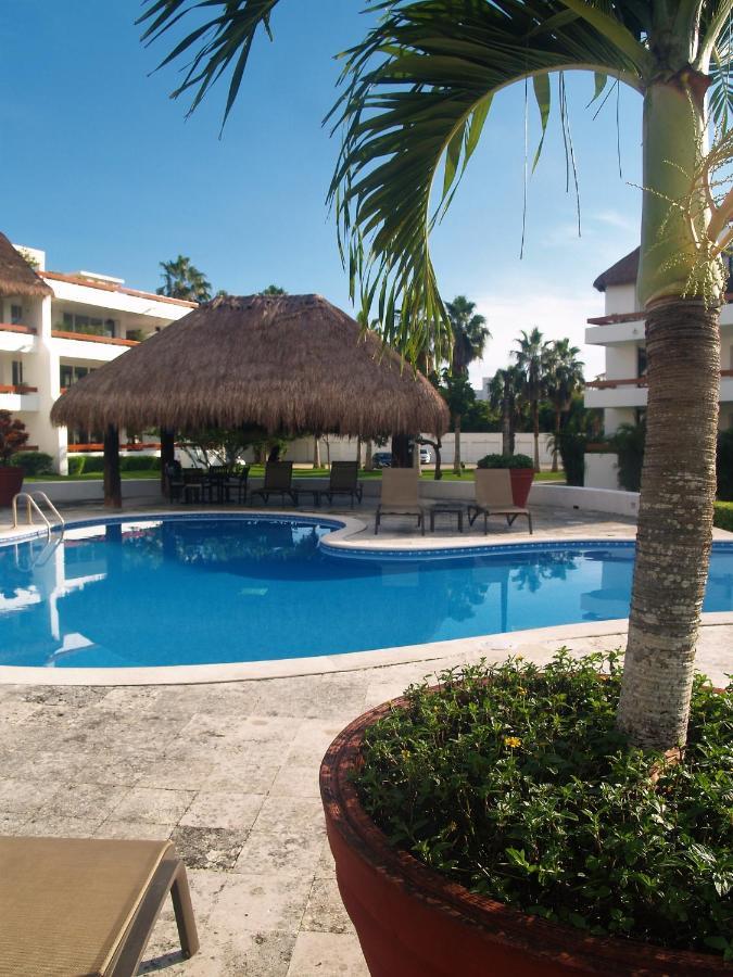 Beachfront Apartment Your Home In Косумель Екстер'єр фото